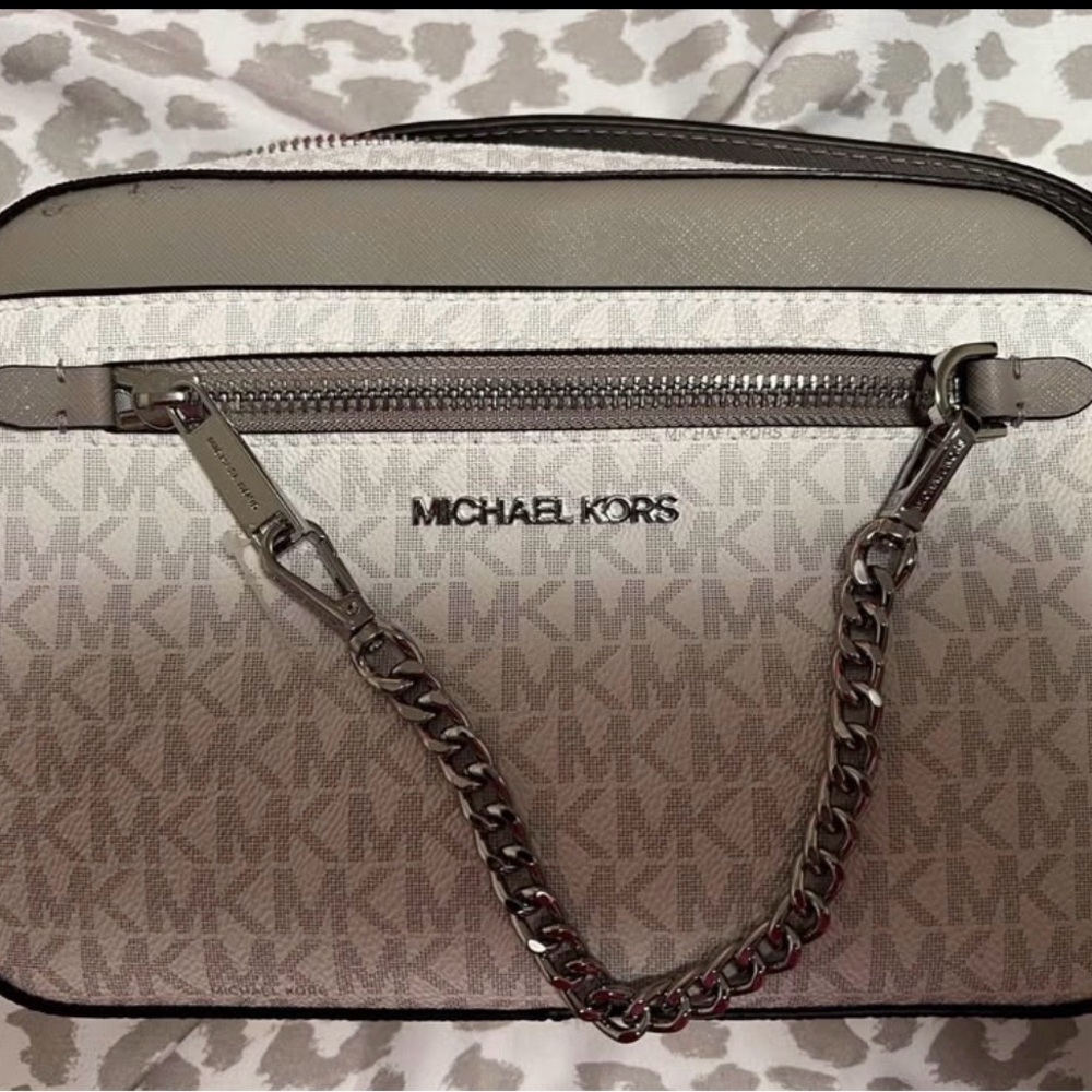Michael Kors Silver and Cream Chain Crossbody